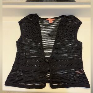 Bandolino Women’s Black Crochet Sleeveless Cardigan Lightweight